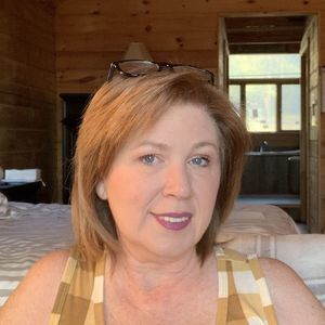 Meet your Posher, Monica